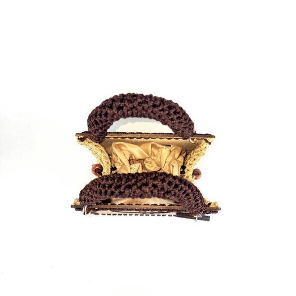 Daafua (Medium square)