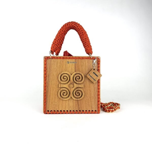 Daafua (Medium square)
