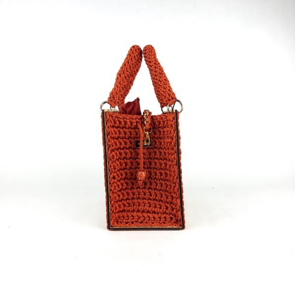 Daafua (Medium square)