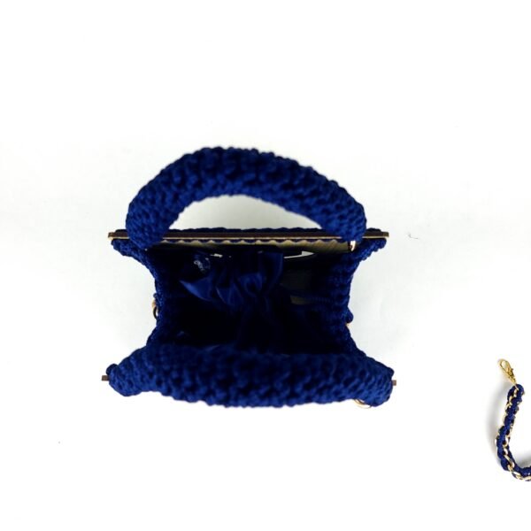 Daafua (Medium square)