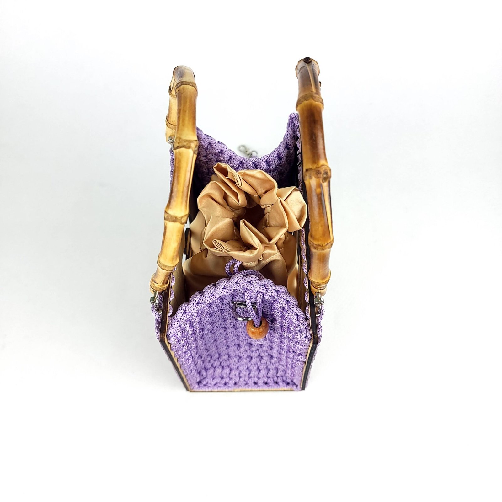 Daafua medium-designed wooden plate crochet handbag