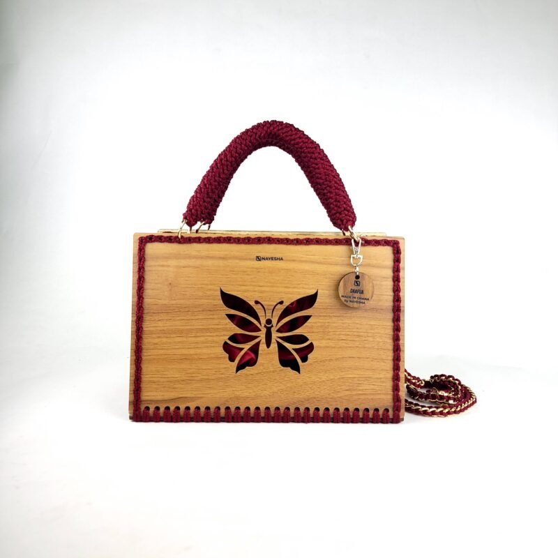 Daafua large-wood carved plate crochet handbag