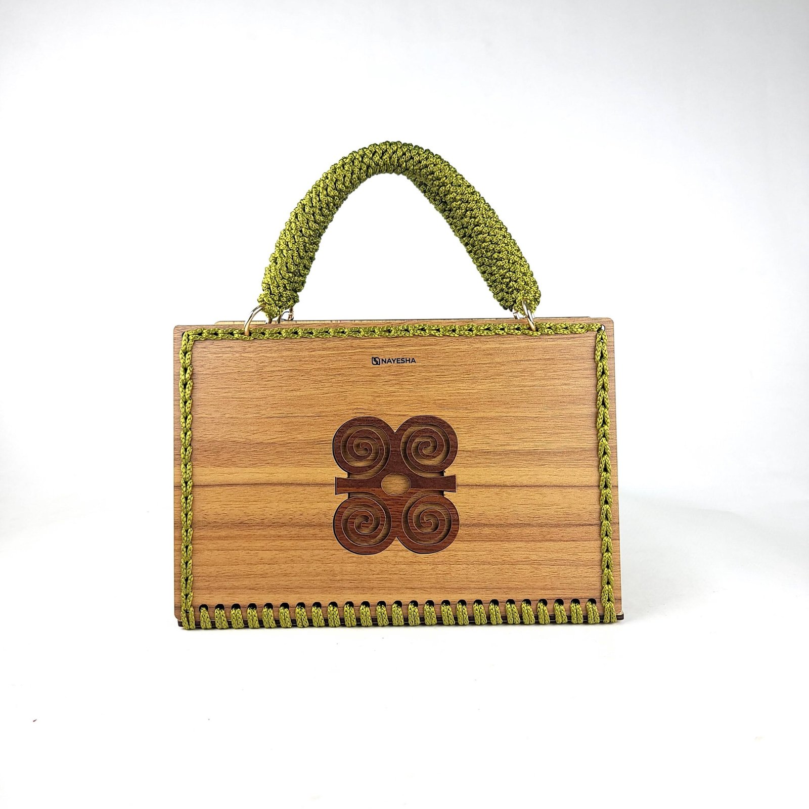 Daafua large-wood carved plate crochet handbag