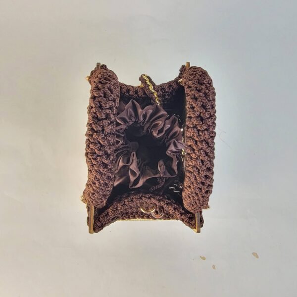 Daafua (Medium square)