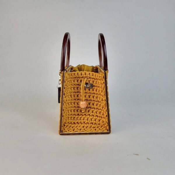 Daafua (small rectangle)