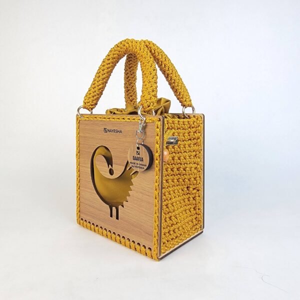 Daafua (Medium square)
