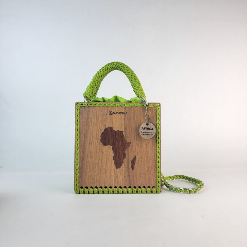 Daafua medium-wood carved plate crochet handbag