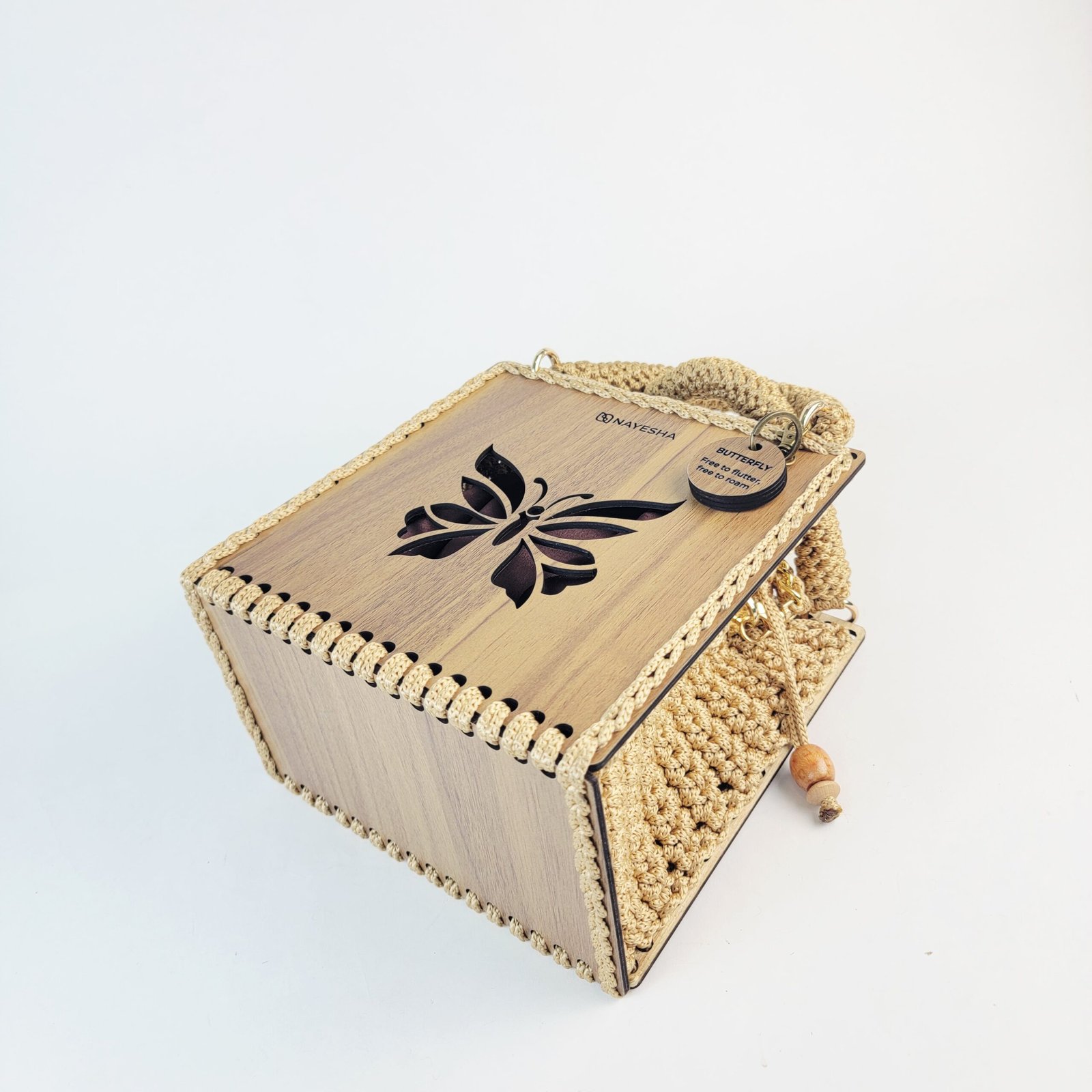 Daafua medium-designed wooden plate crochet handbag
