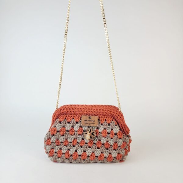 20260303_083932 Naki Clutch (medium)