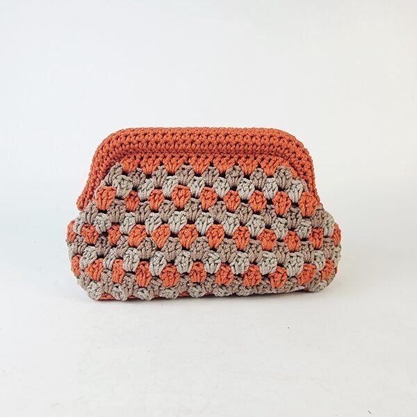 20260303_084029 Naki Clutch (medium)