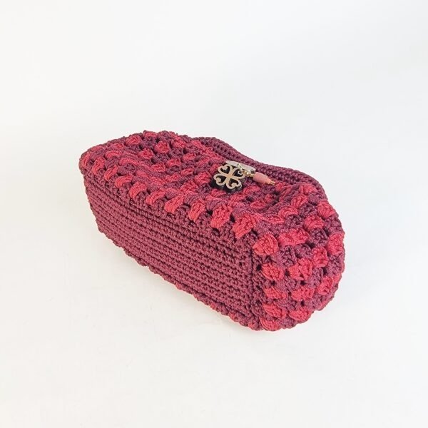 20260403_090900 Naki Clutch (Large)